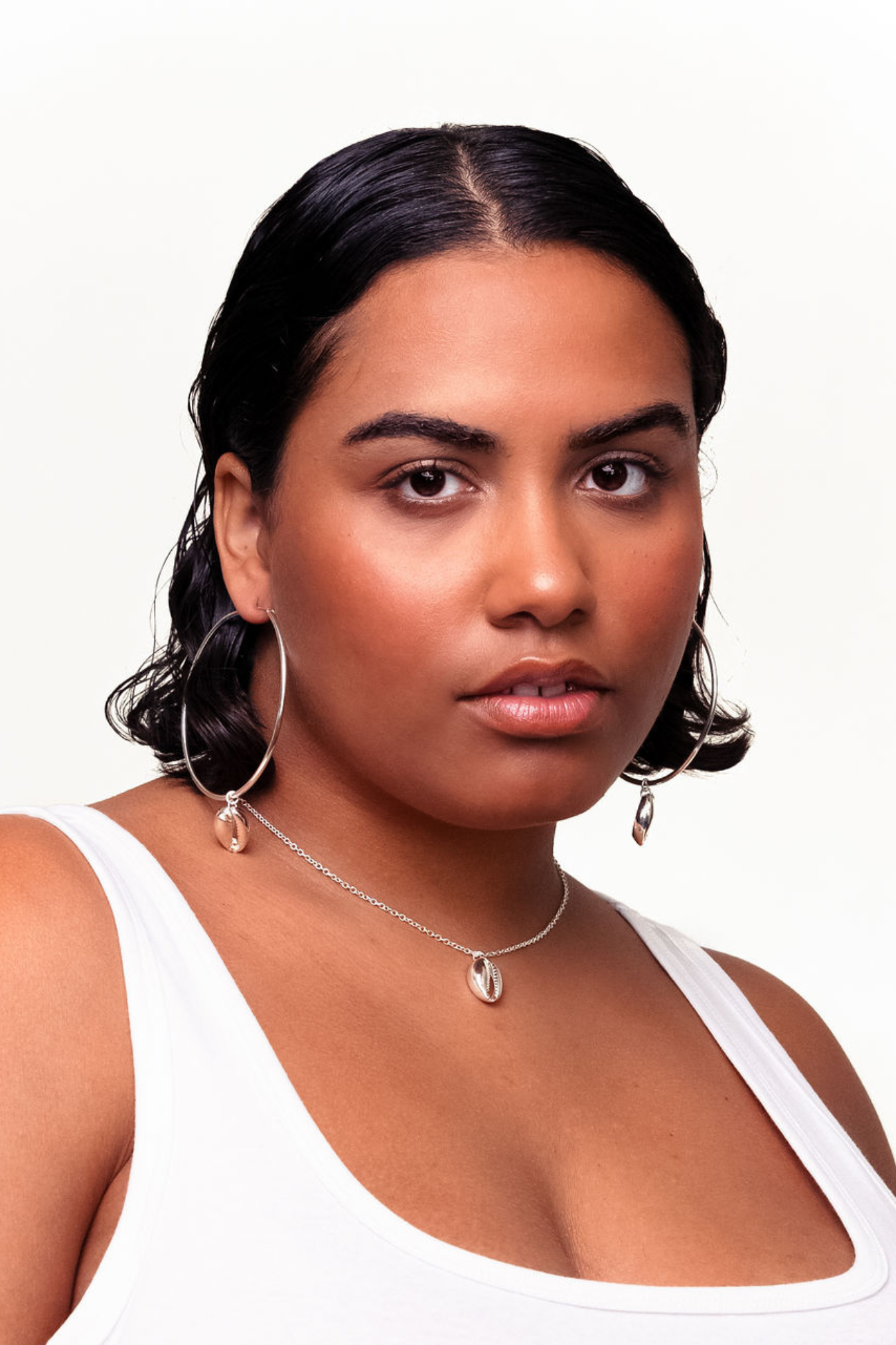 Ọ̀ṢUN'S COIN HOOPS IN SILVER