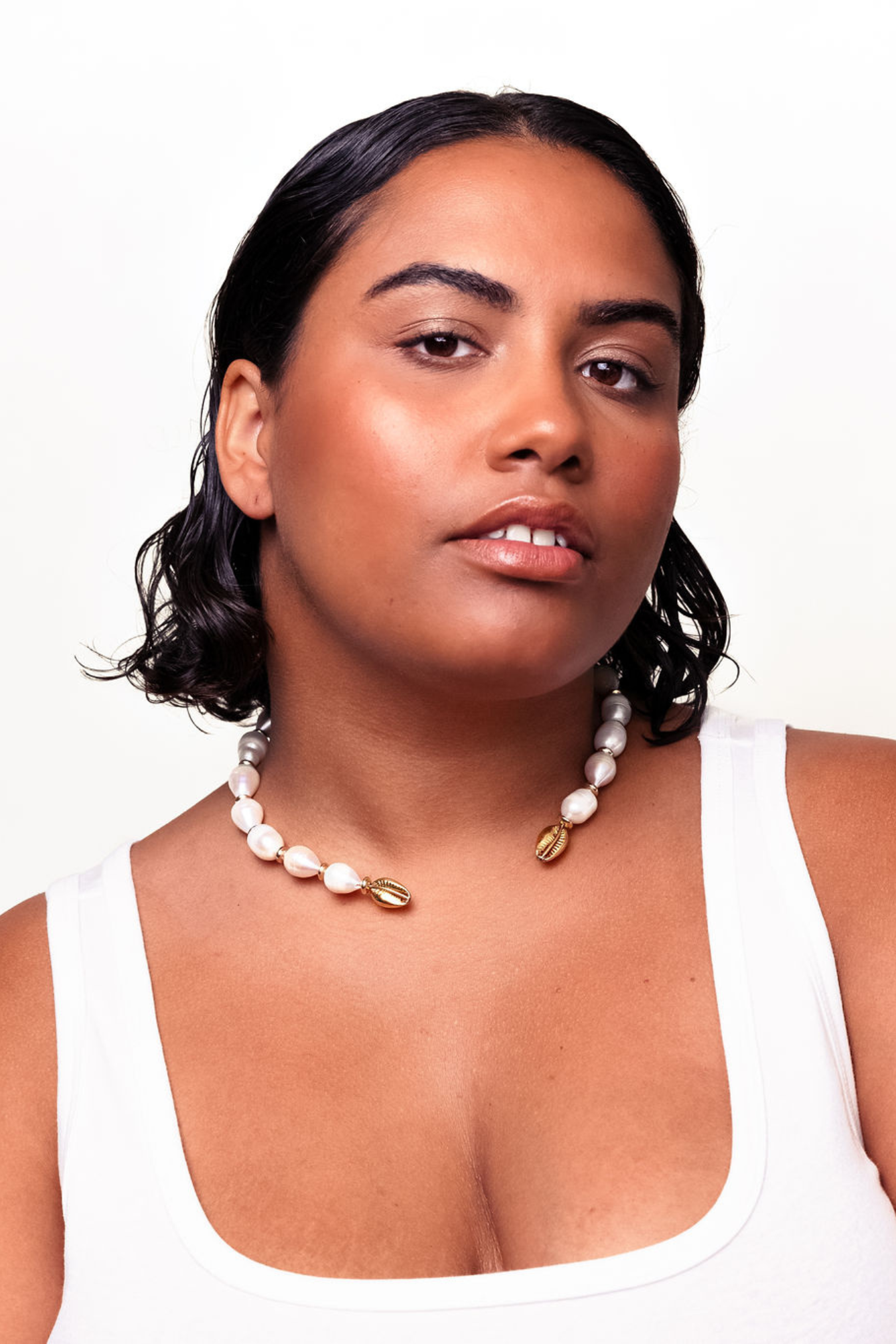 ABUNDANCE CHOKER IN GOLD